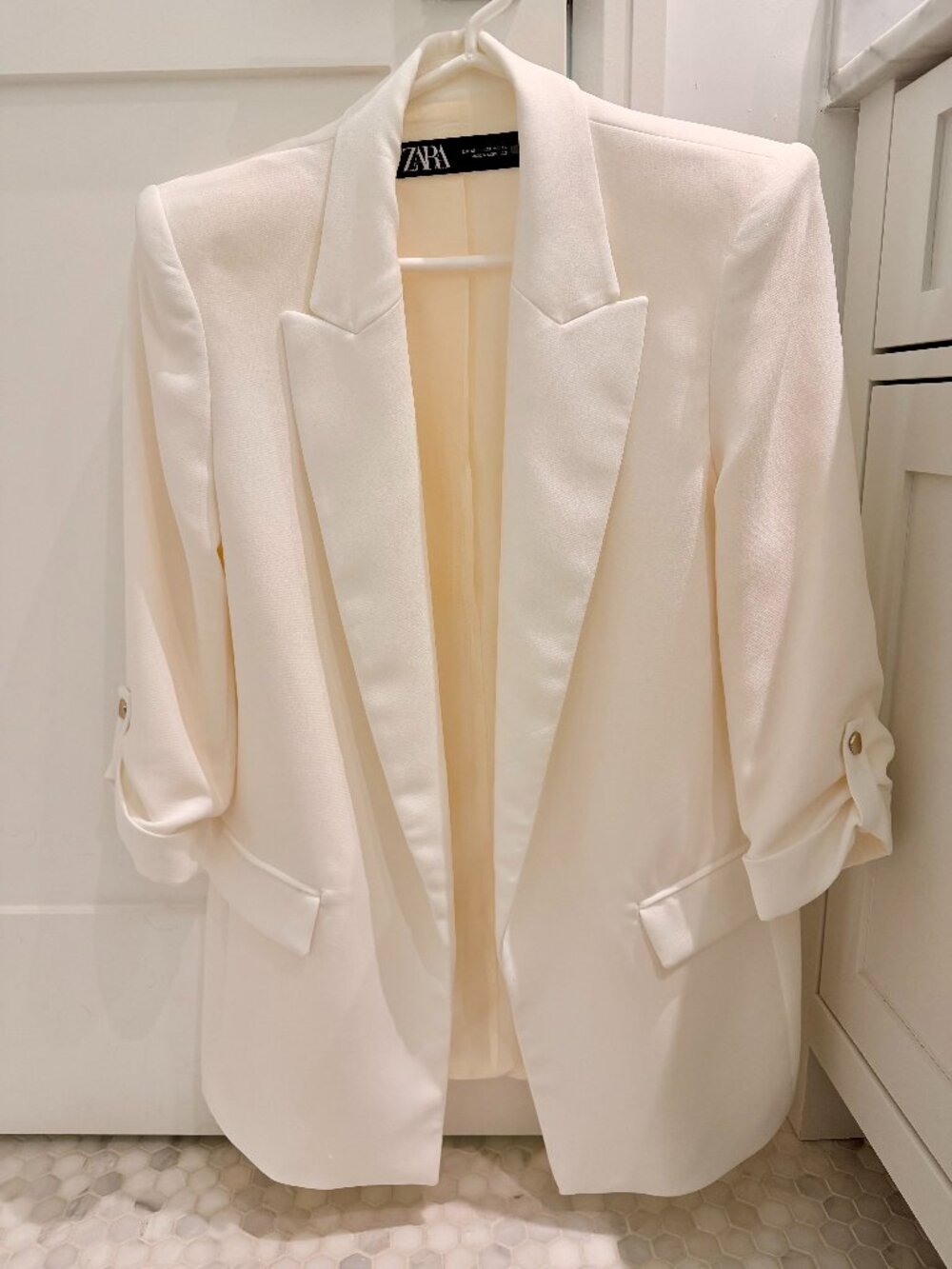 Zara Oversized Women's White Blazer With Gold Buttons